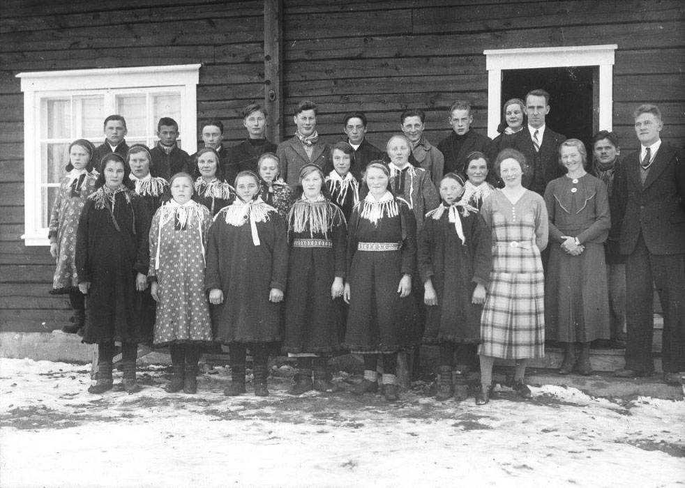 DSU-Skolens-første-kurs-1936-37_w